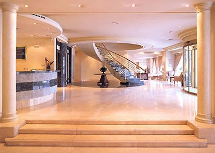 Rallye Hotel 4*